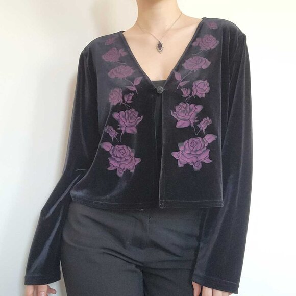 Vintage 90s whimsigoth gothic black velvet and purple rose cardigan XL - Picture 4 of 16